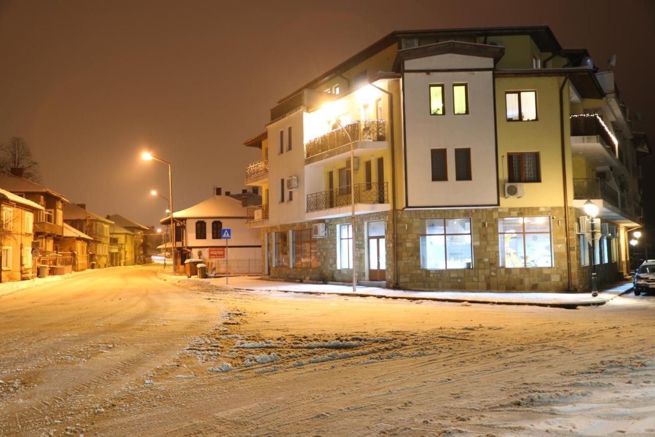 Petrov Apartment Trjawna Exterior foto
